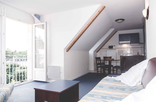 La Roche-Posay Apartment | Terres de France - Appart'Hôtel La Roche Posay