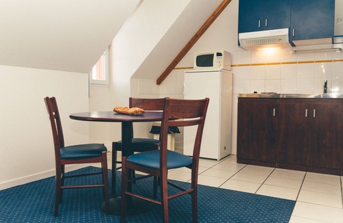 La Roche-Posay Apartment | Terres de France - Appart'Hôtel La Roche Posay