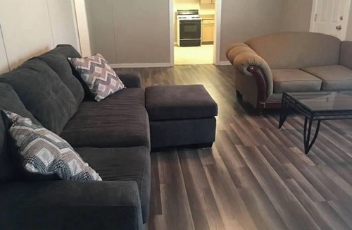 Sulphur Apartment | Terrific 2-bedroom apartment with AC in Sulphur