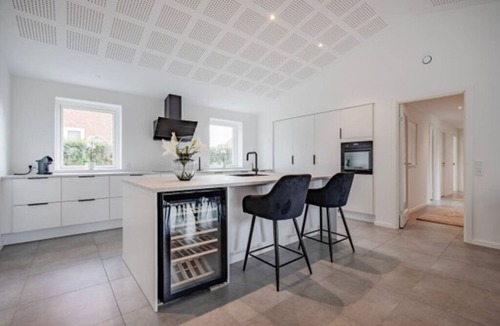 Tarnby Kommune House | Terrific 3-bedroom house in Kastrup with WiFi access
