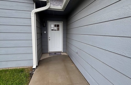 Salina House | Terrific 3-bedroom house with AC in Salina