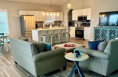 Rockport House | Terrific 3-bedroom waterfront home. Short & long term rentals available