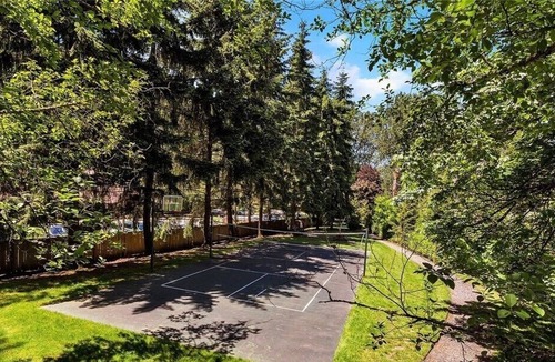 Somerset Other | Terrific Townhouse