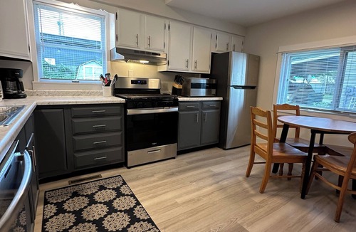 South Haven Apartment | Terrific Two Bedroom Long Term Rental!