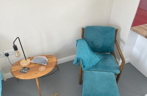 Ferndown Apartment | Terry's Cove - Dogs welcome