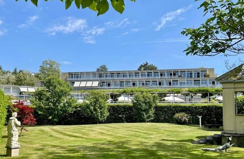Meilen District Apartment | Tertianum Parkresidenz, modern 2.5 room flat