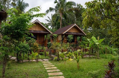 Tetebatu House | Tetebatu River Side BUNGALOWS