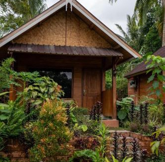 Tetebatu House | Tetebatu River Side BUNGALOWS