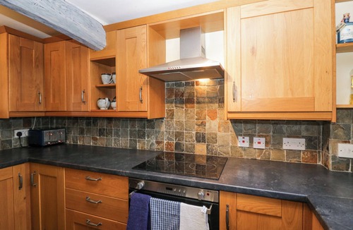 Bampton Cottage | TETHERA COTTAGE, family friendly, with open fire in Bampton, Cumbria