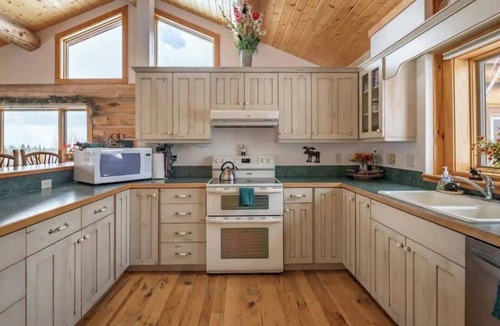 Tetonia House | Teton Homestead: Ultimate Teton View Log Cabin
