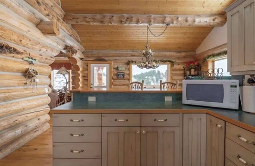 Tetonia House | Teton Homestead: Ultimate Teton View Log Cabin