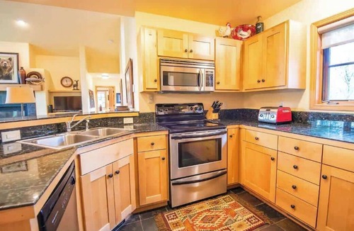 Driggs House | Teton Homestead: Western Chic House Near Targhee