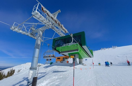 Tetonia House | Teton Range Glamping Wagon