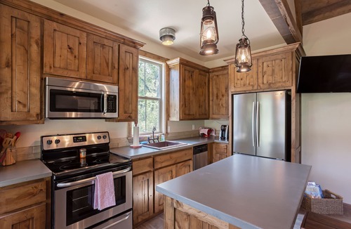 Royse City Cabin | Texan Cabin - Hill Country Inspired Cabin
