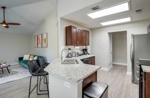 Lewisville House | Texan Hideaway - Cozy, Convenient, Comfortable!