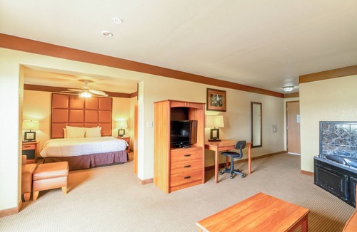Beeville Hotel | Texan Inn By OYO Beeville US-181