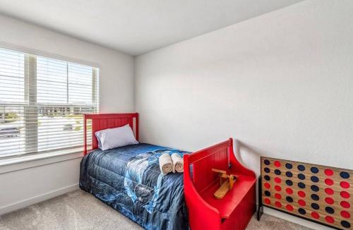 Del Valle House | Texan Oasis, minutes from COTA, Airport, and all Austin has to offer!