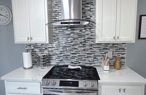 Fort Worth House | TEXANO INN Charming 3-bedroom house with WiFi and AC in welcoming Fort Worth