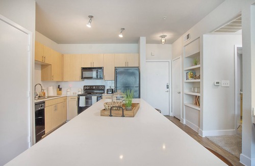 Downtown Fort Worth Apartment | Texas 2.2 Downtown! Eat, Shop, and explore DT Fort Worth