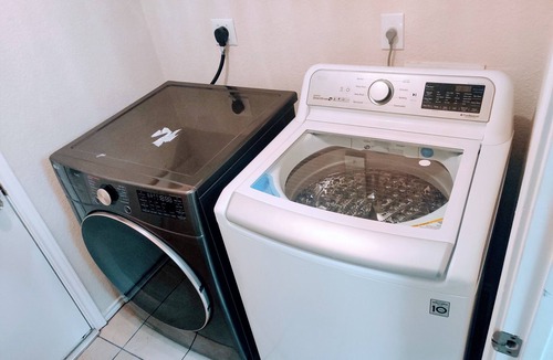 Killeen House | Texas 2 Step A wonderful 3 bedroom, home away from home.