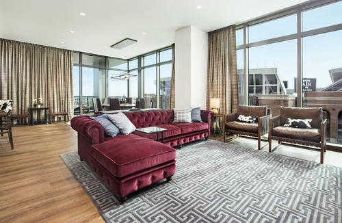College Station Hotel | Texas A&M Hotel and Conference Center