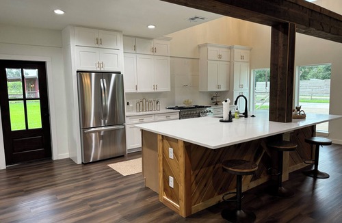 Alvin House | Texas Barn home