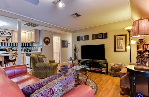 Oakland Estates Other | Texas Barn-House, Rustic, Peaceful in Heart of Med Ctr, permit STR-22-13500017