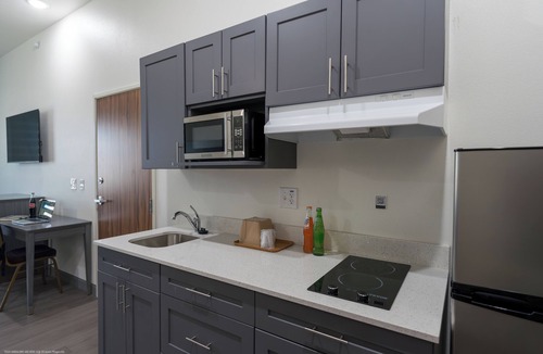 McNeil Hotel | Texas Bungalows Hotel & Hotel Que at i35 Austin Pflugerville