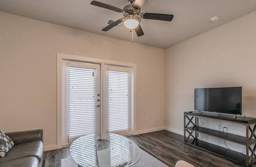 Elmo Apartment | Texas Corporate Housing Professional Apartment