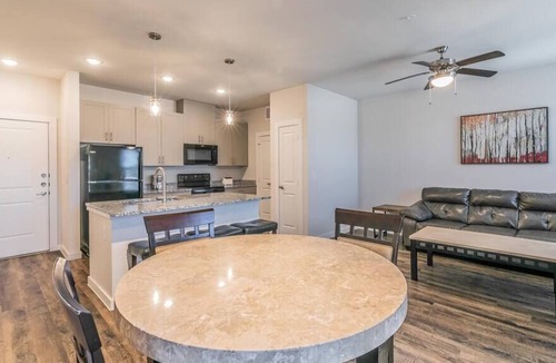 Elmo Apartment | Texas Corporate Housing Solutions Professional Apt