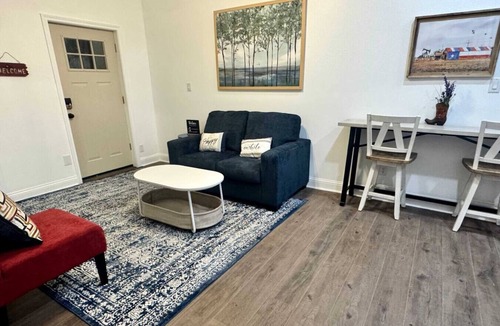 Nederland House | Texas Country 2BR/1BA