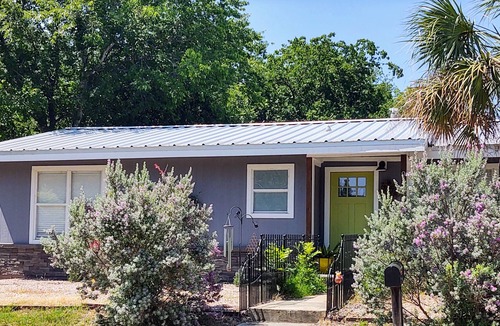 Marble Falls House | Texas Hill Country cottage near Lake Marble Falls, Pet-friendly!