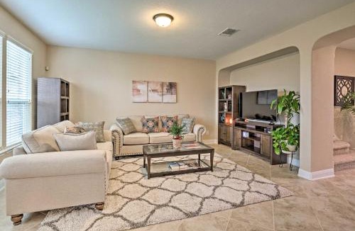 Manor House | Texas Home w/Patio & Grill ~ 16 Mi to Austin