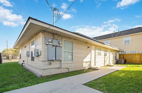OST - South Union Apartment | Texas Med Center Pristine & Stylish Home
