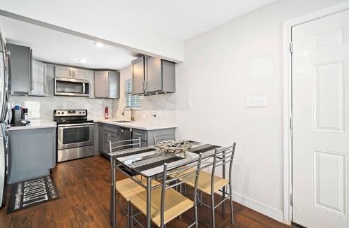 OST - South Union Apartment | Texas Med Center Stunning & Vibrant Stay
