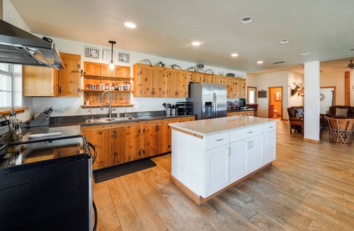 Yancey House | Texas Nature Escape: Lake & Game Room Access