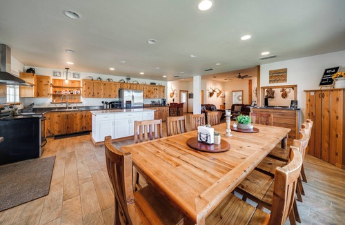 Yancey House | Texas Nature Escape: Lake & Game Room Access