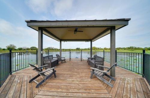 Yancey House | Texas Nature Escape: Lake & Game Room Access