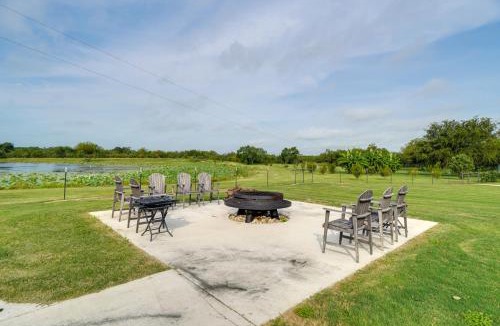 Yancey House | Texas Ranch Retreat: Swim On-Site