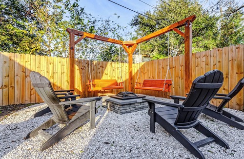 Foster Place House | Texas Two-Step: Near NRG/Full Game Room/Lounge+Fire Pit