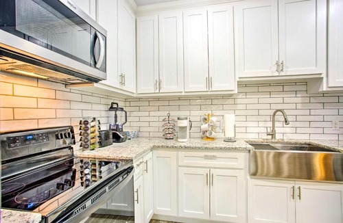 Pottsboro House | Texoma Lakefront in Tanglewood Golf Resort!