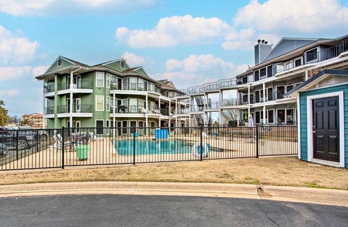 Pottsboro House | Texoma Lakefront in Tanglewood Golf Resort!