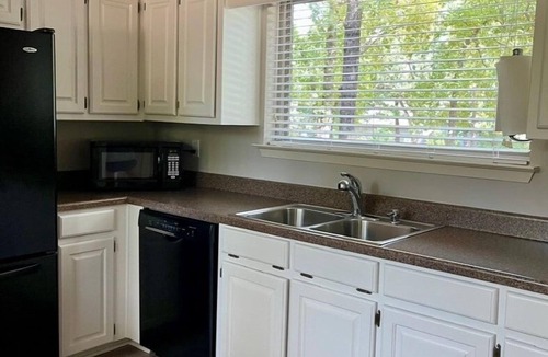 Pottsboro House | Texoma Tango Cabin by Lake and Beach