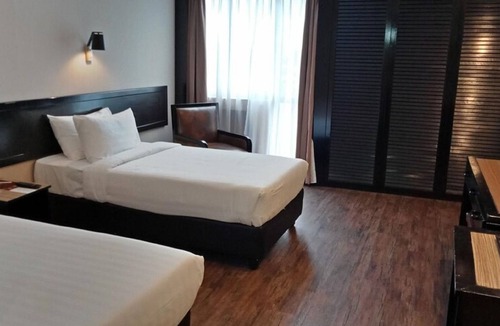 Kampung Jawa Hotel | TF Riverside Hotel