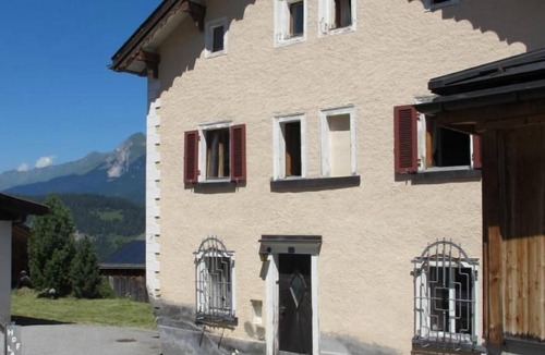 Stierva Apartment | Tgesa Mitgel