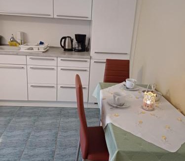 Suhl Apartment | Thüringer Zimmer