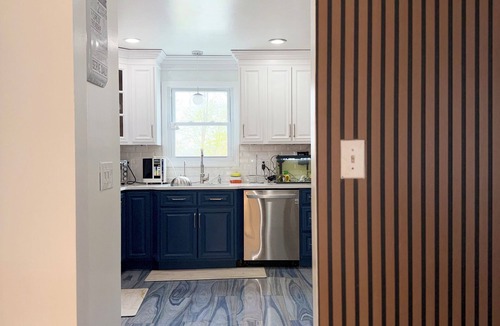 Monroe House | TH Luxe Home, Sleeps 9, Your vacation home. 50 mint from NYC, attractions & more