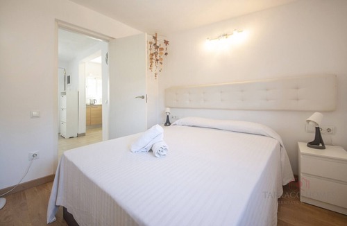 Tarragona House | TH46 Casa Ermita with Pool and Garden
