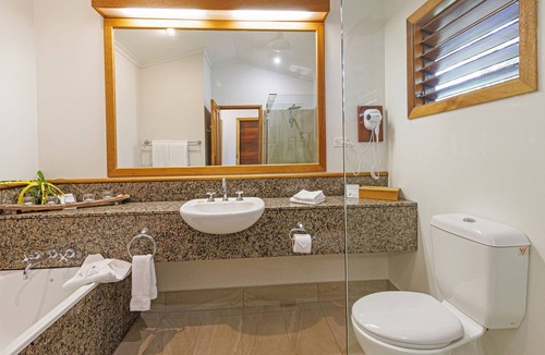 Oak Beach Resort | Thala Beach Nature Reserve