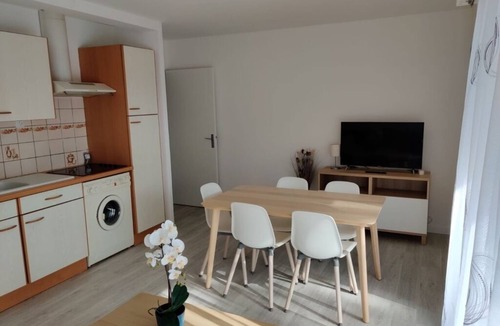 Pornic Apartment | Thalassotherapy - Plage de la Source